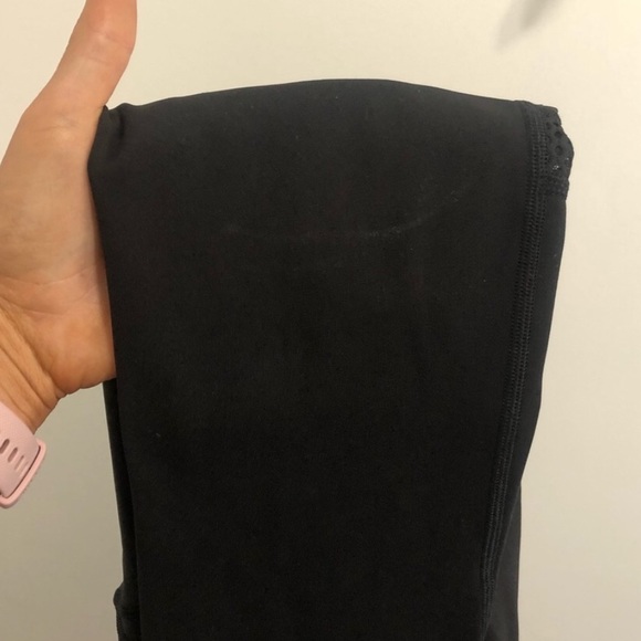 High waisted Lululemon mesh panel black legging - Picture 8 of 9